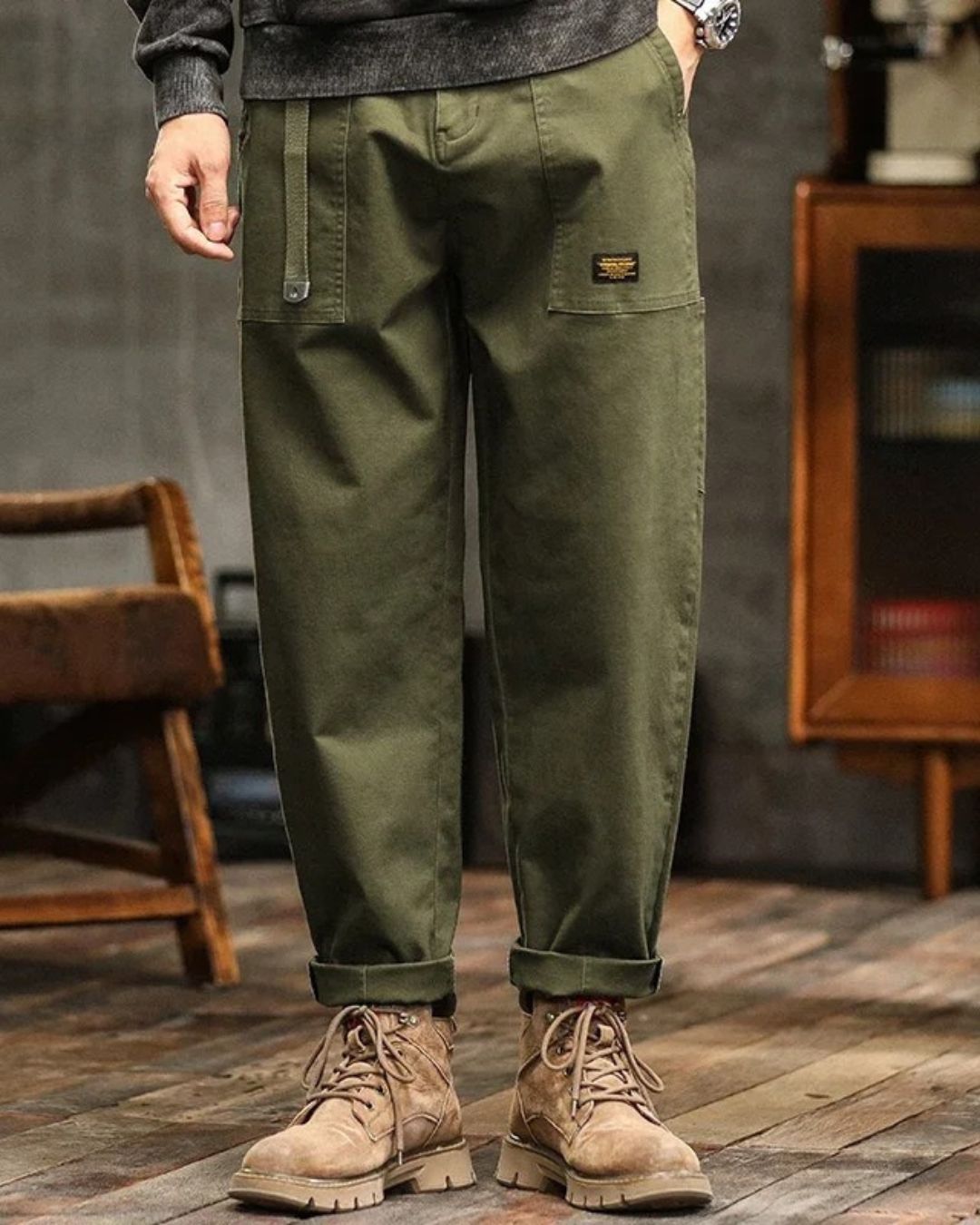 Ian | Vintage-Cargo-Hose